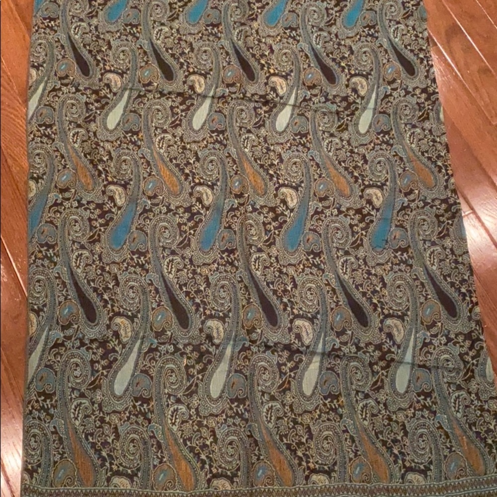 Blue Scarf/Wrap - Picture 3 of 4